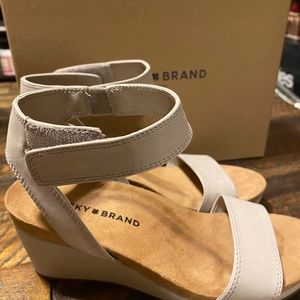 Lucky Brand Wedge sandals
